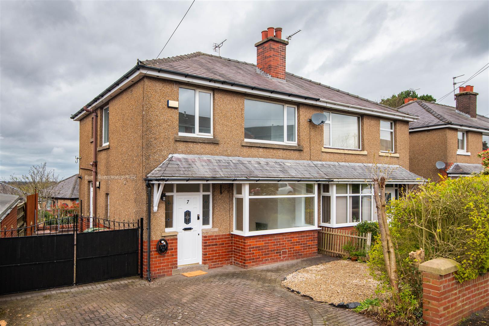 3 bed property in Guildford Avenue, Chorley